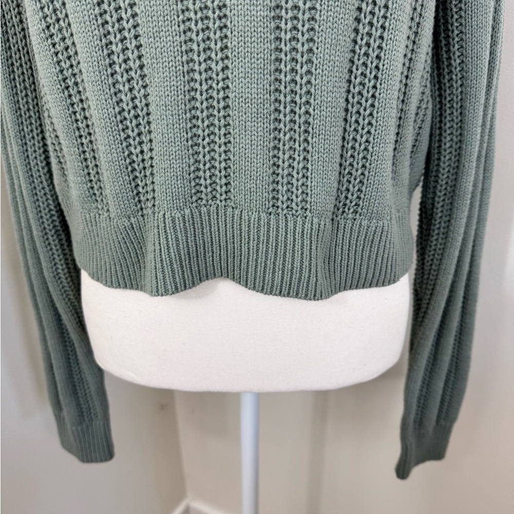 Aeropostale Women’s Knitted Cropped Sweater | Size‎ Small - Picture 2 of 7